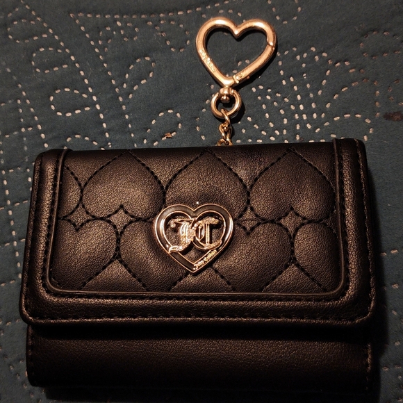 Juicy Couture Black Quilted Wallet - Picture 2 of 9
